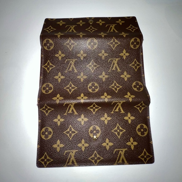 Vintage Louis Vuitton purse and wallet - Picture 14 of 15